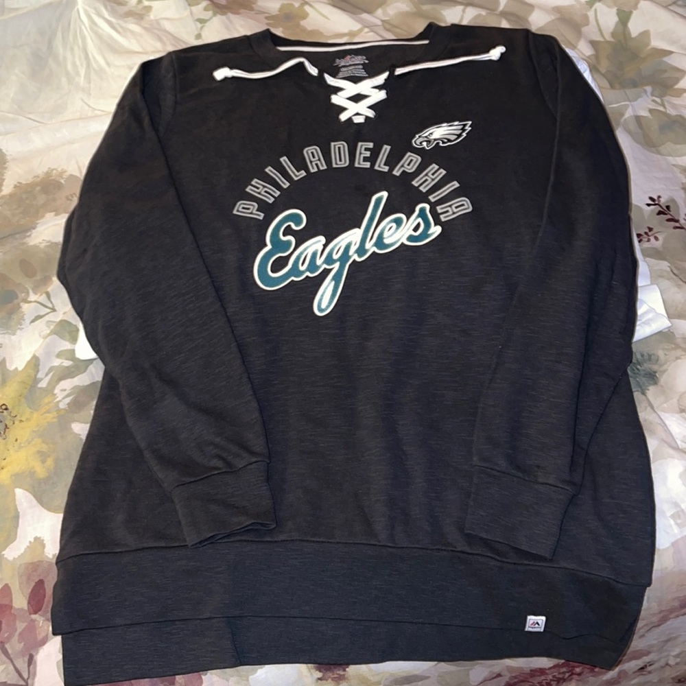 Majestic fan fashion Eagles Women’s sweatshirt